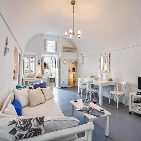 度假居 白洞私人别墅 Pýrgos