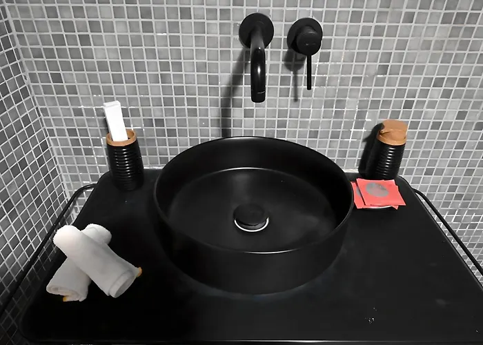 White Cave Private * Pyrgos Kallistis