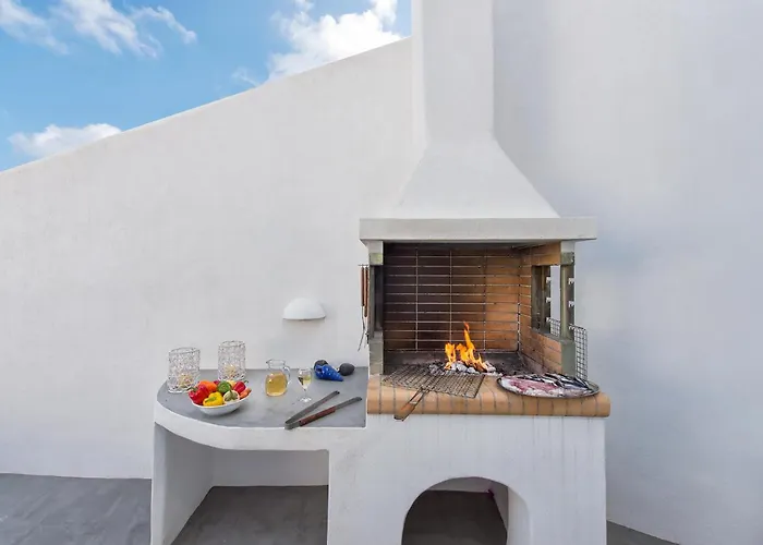 White Cave Private Pýrgos