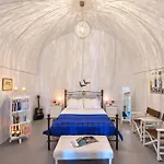 White Cave Private