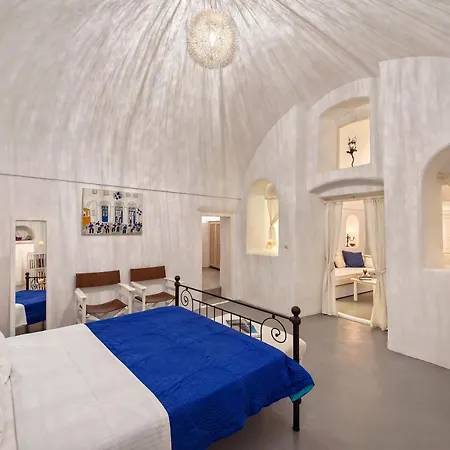 White Cave Private Pírgosz