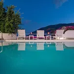 White Cave Private